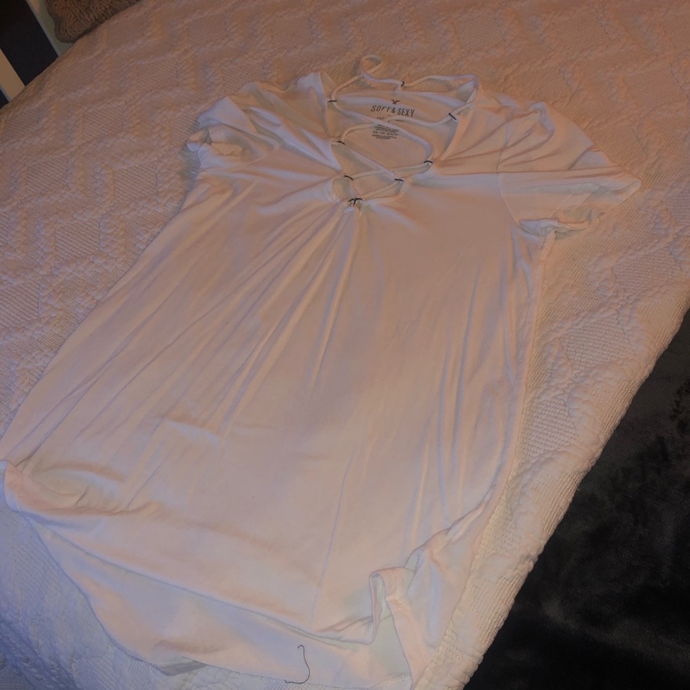 American eagle white tee